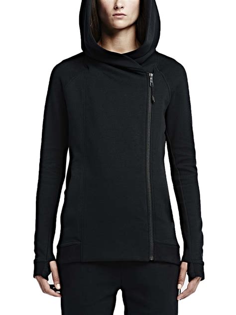 Womens Tech Fleece (12) 